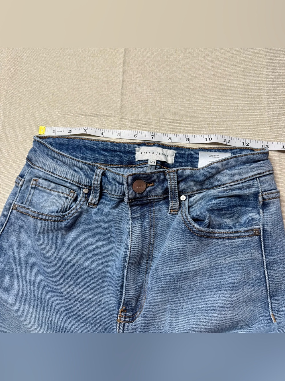 Risen High Rise Flare Jeans Raw Hem Light Wash Stretch Size 7/28 - Picture 8 of 12